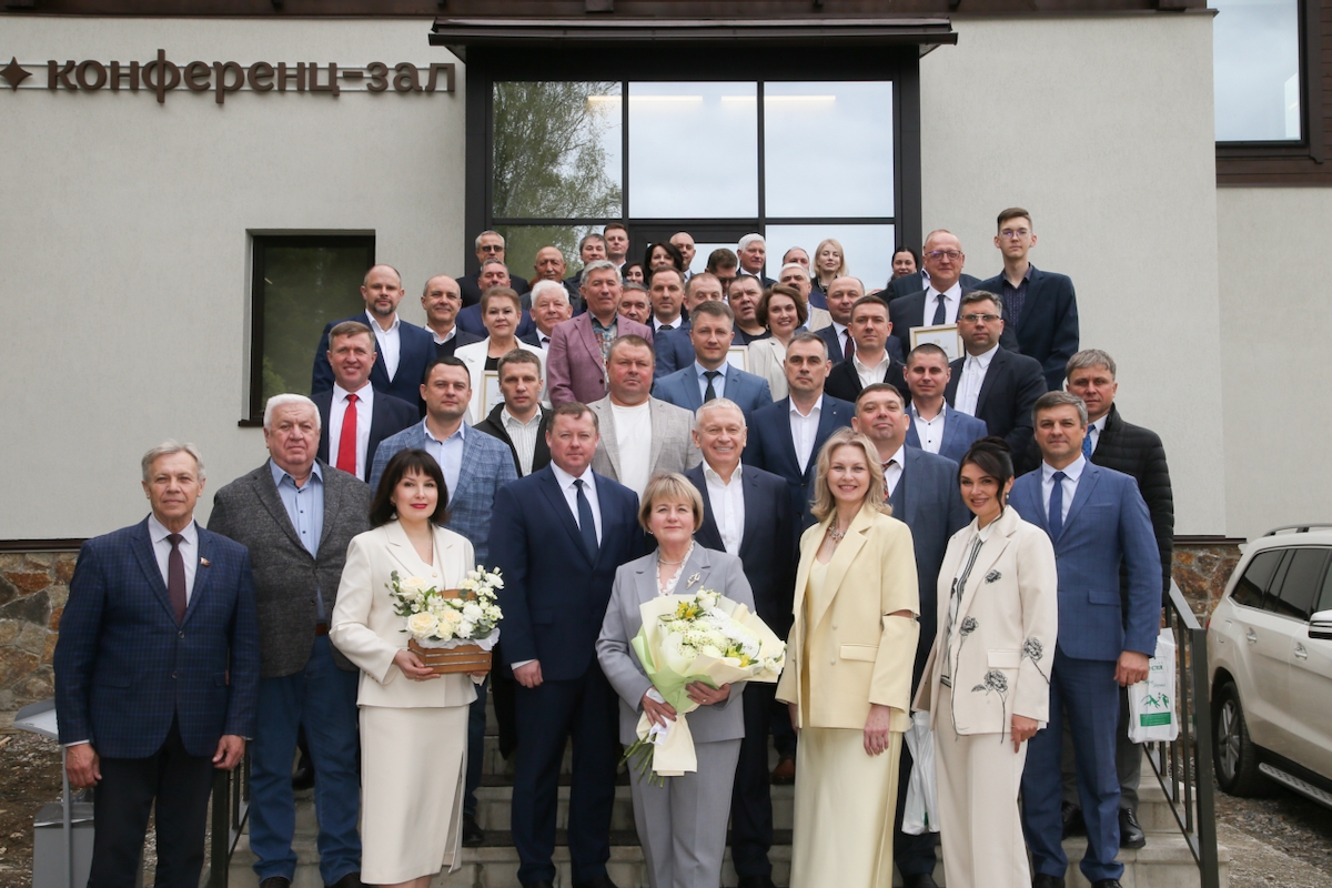 На Алтае прошла торжественная церемония награждения победителей краевого ежегодного конкурса «Директор года–2025. Алтайский край»
